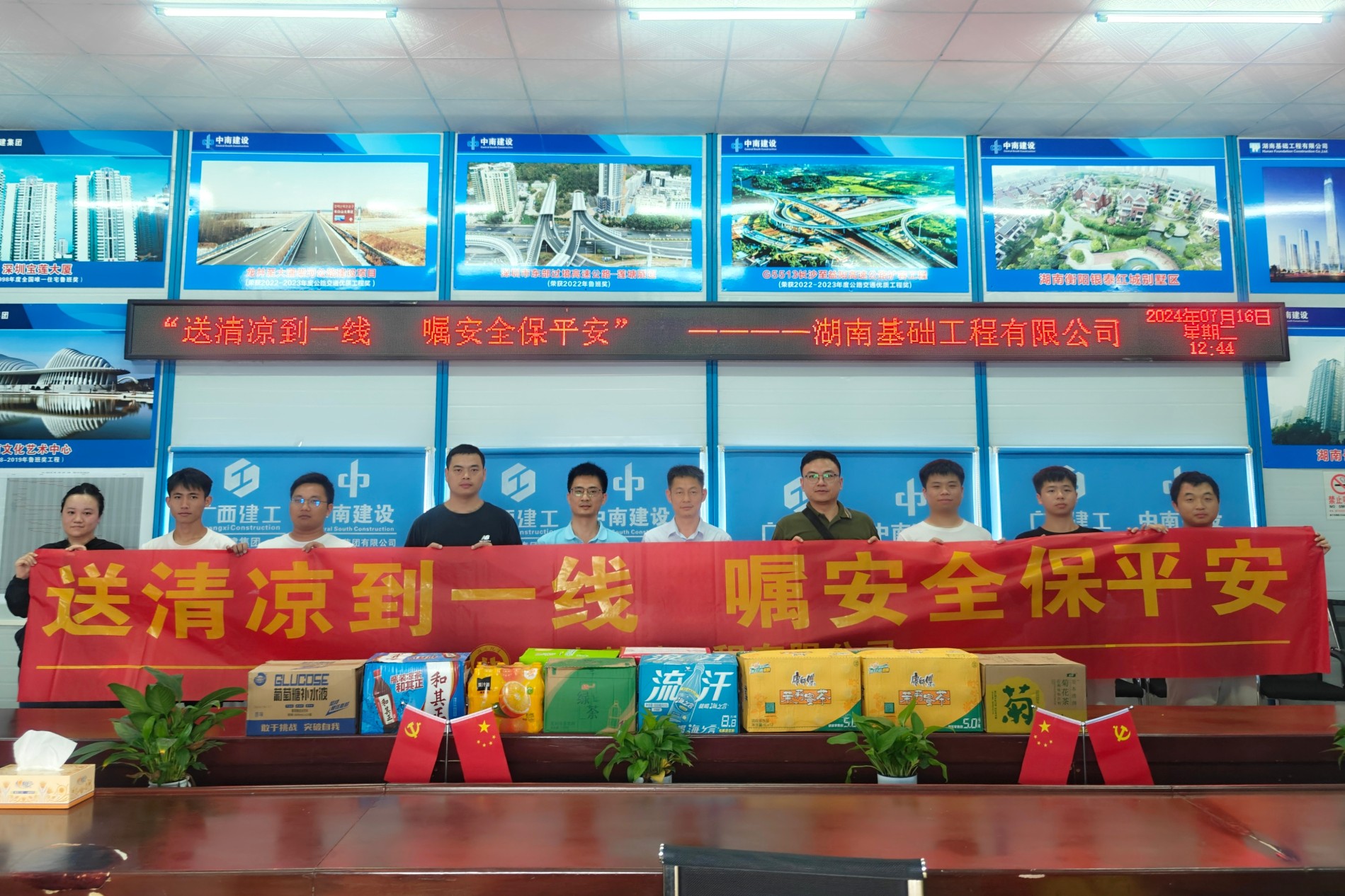 b182a32533587d10bcda0821da58acd.jpg b182a32533587d10bcda0821da58acd.jpg